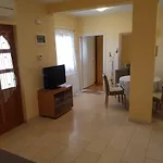 Barba דירה Ližnjan